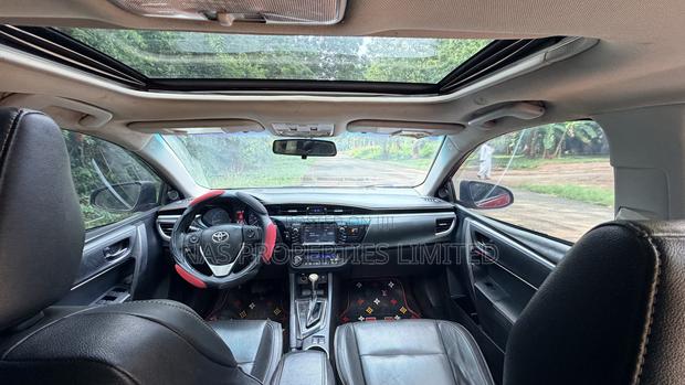 Toyota Corolla S 4dr Sedan (1.8L 4cyl CVT) 2016 Red