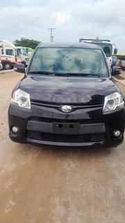 Toyota Sienta 1.5 FWD 2015 Maroon for sale