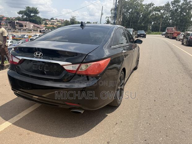 Hyundai Sonata 2013 Black