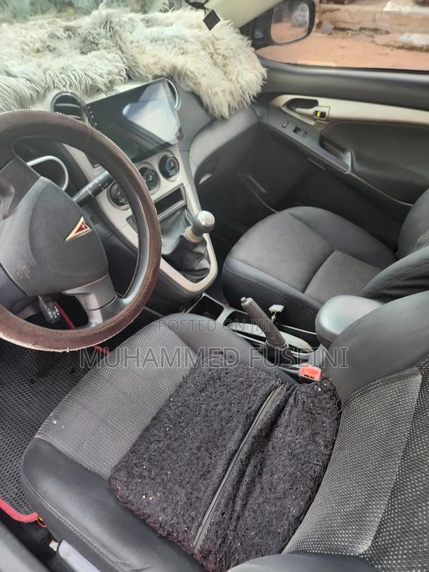 Pontiac Vibe 2010
