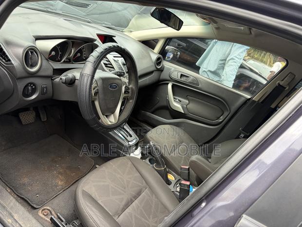 Ford Fiesta S Sedan 2013 Gray