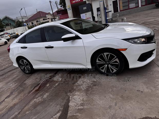Honda Civic EX-L Sedan 2018 White
