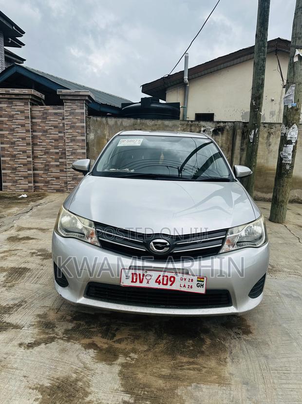 Toyota Axio 1.5 X 2WD 2012 Silver