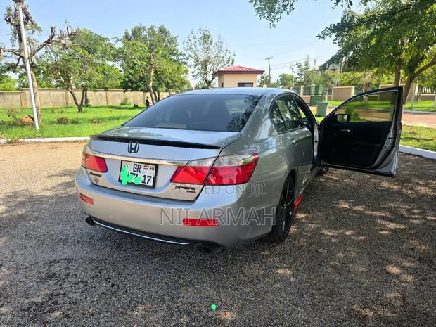 Honda Accord 2013 Silver
