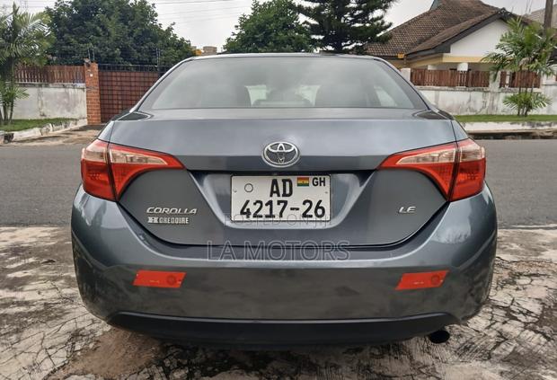 Toyota Corolla 2018 Gray