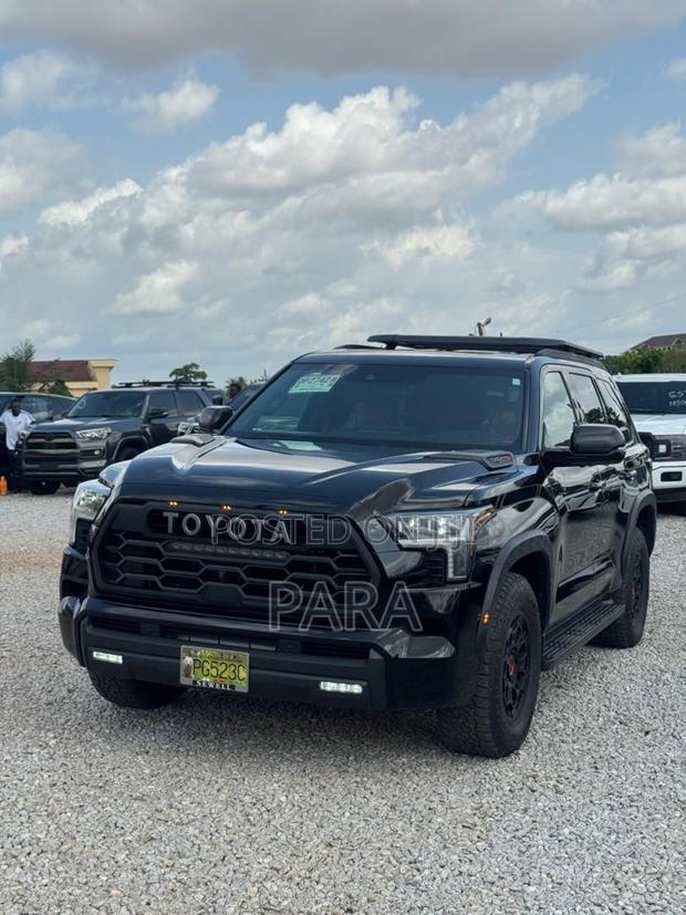 Toyota Sequoia TRD Pro 4WD 2024 Black