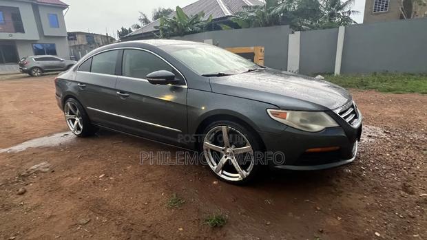 Volkswagen CC 2012 Blue
