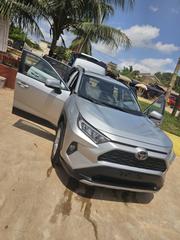 Toyota RAV4 XLE 2021 Silver for sale