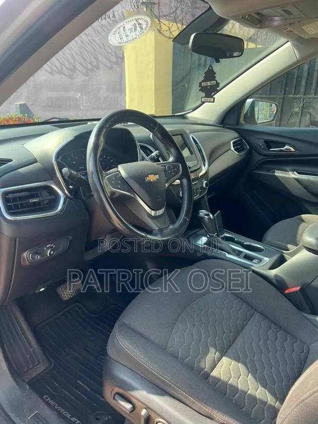 Chevrolet Equinox 2019 Silver