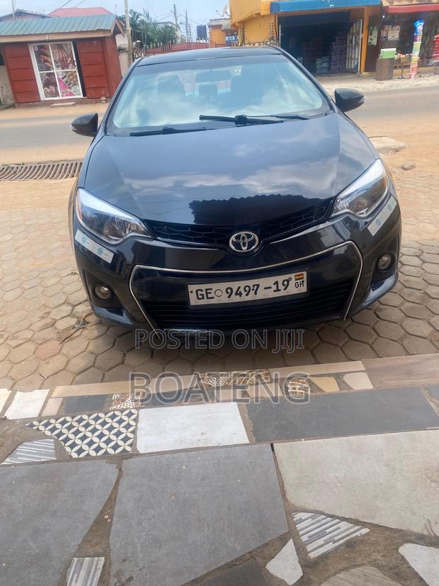 Toyota Corolla LE 4dr Sedan (1.8L 4cyl CVT) 2015 Black