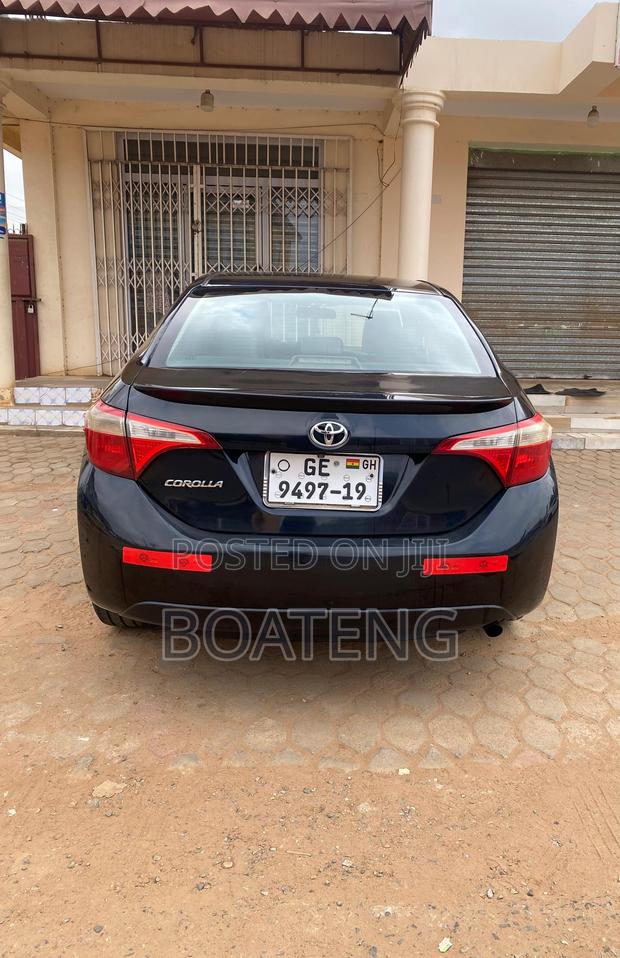 Toyota Corolla LE 4dr Sedan (1.8L 4cyl CVT) 2015 Black