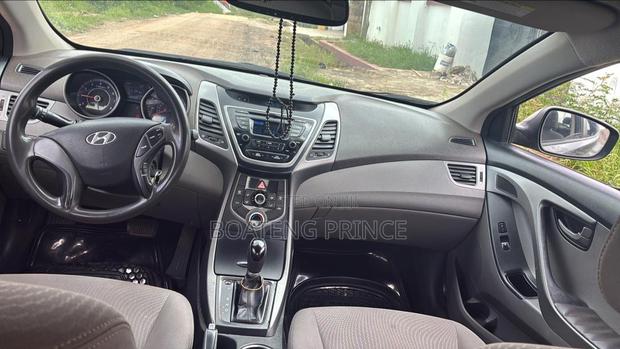 Hyundai Elantra 2015 Gray