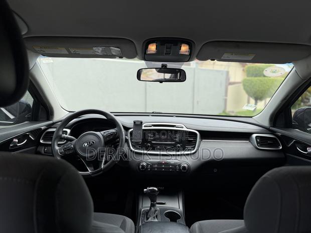 Kia Sorento 4dr SUV 2016 Blue