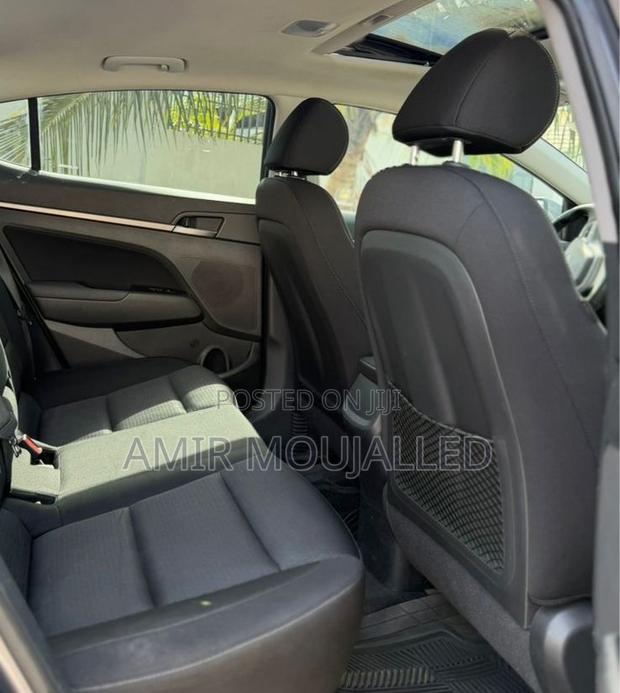 Hyundai Elantra Limited 2018 Silver