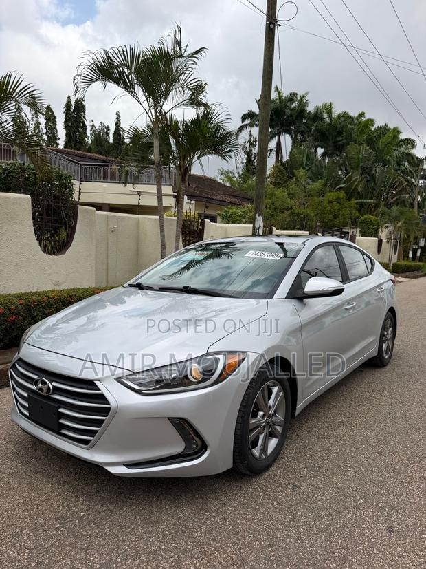 Hyundai Elantra Limited 2018 Silver