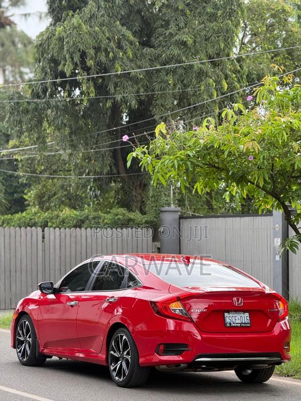 Honda Civic Touring Sedan 2019 Red
