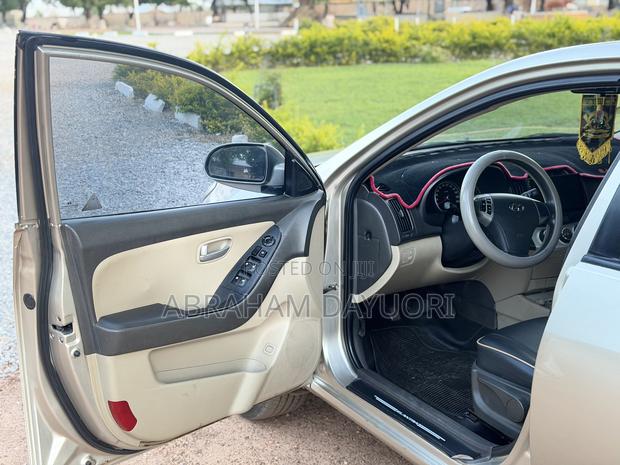 Hyundai Elantra 1.6 2009