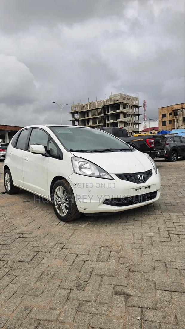 Honda Fit 2012 White