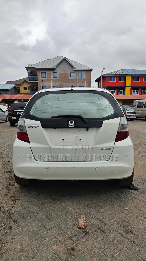 Honda Fit 2012 White