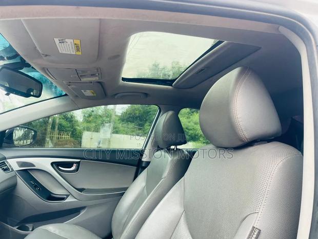 Hyundai Elantra 2013 Silver
