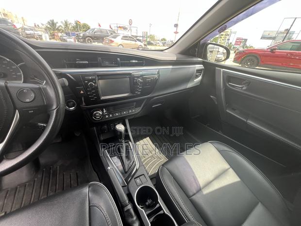 Toyota Corolla LE Eco Premium 4dr Sedan (1.8L 4cyl CVT) 2015 Teal