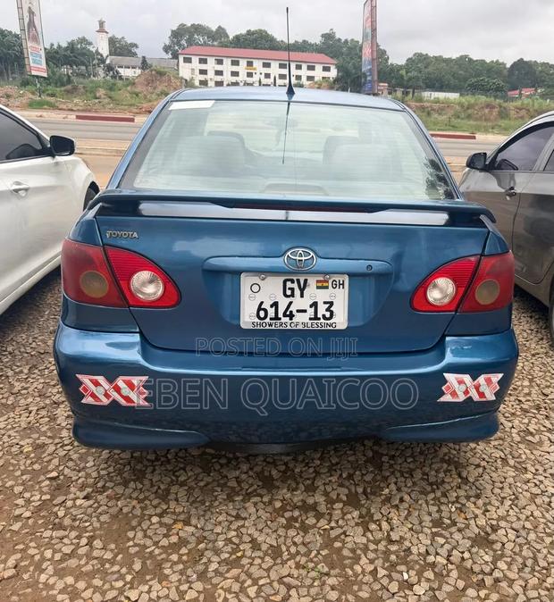 Toyota Corolla 2005 Blue