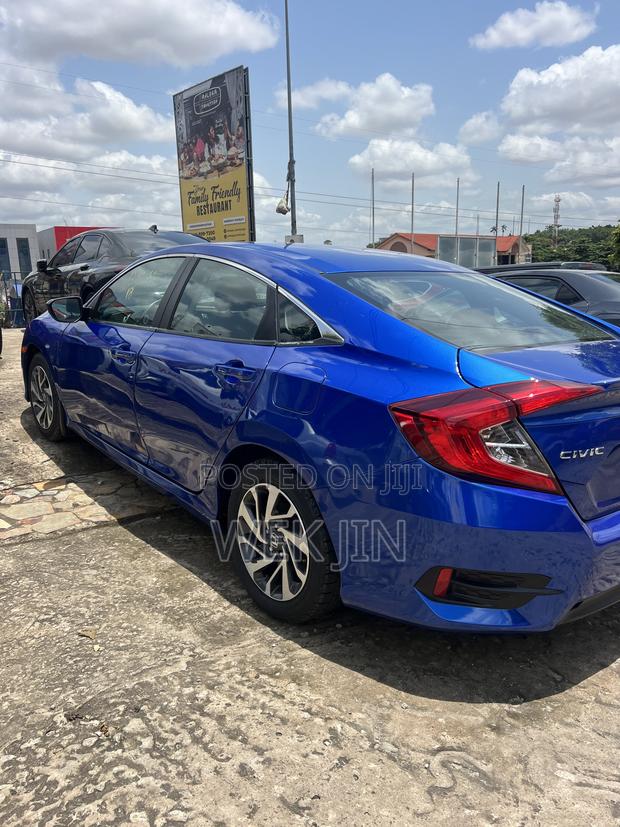 Honda Civic 2018 Blue