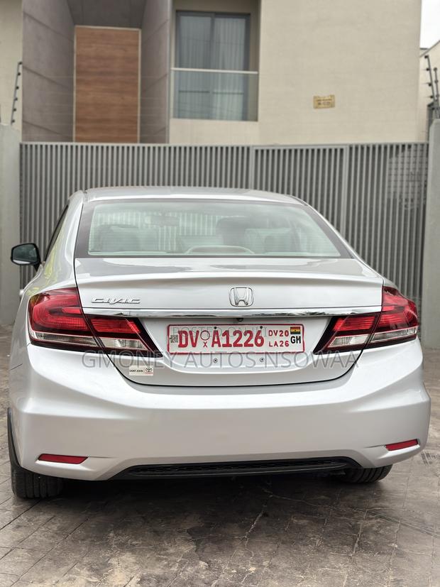 Honda Civic EX 4dr Sedan (1.8L 4cyl CVT) 2015 Silver