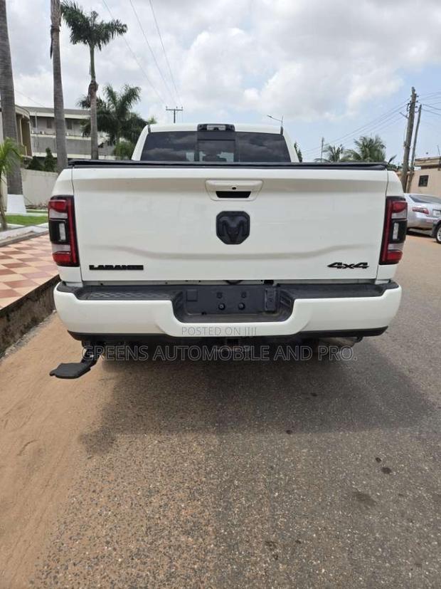 Dodge RAM 2023 White