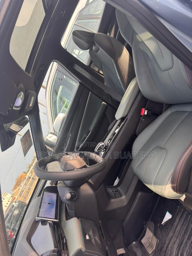 New Geely Coolray 1.5 FWD 2024 Gray