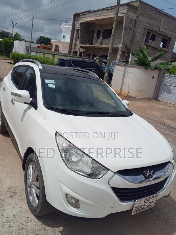 Hyundai Tucson 2015 White