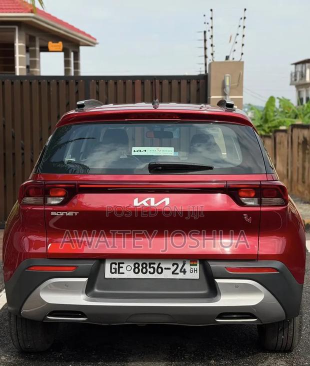 Kia Sonet 2024 Red