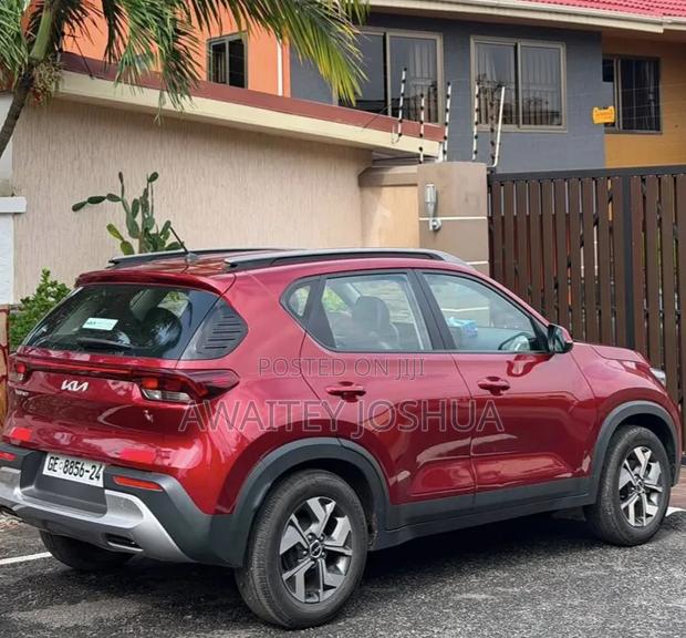 Kia Sonet 2024 Red