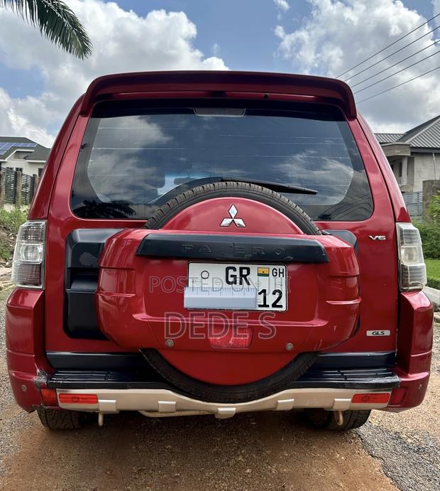 Mitsubishi Pajero 3.8 V6 GLS/GLX 2011 Red