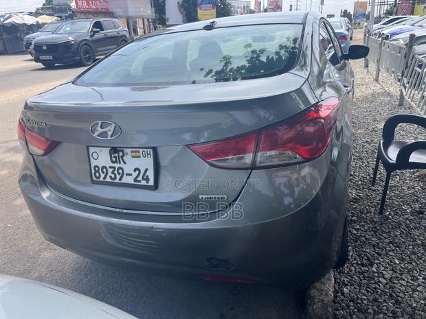 Hyundai Elantra 2013 Gray