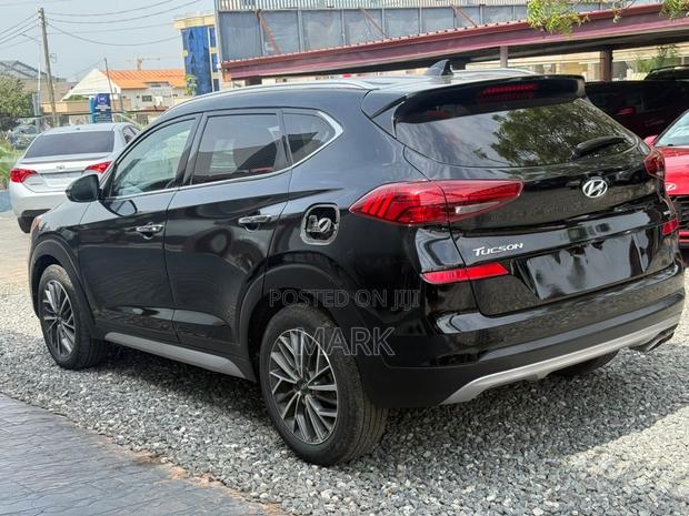 Hyundai Tucson Limited 2021 Black