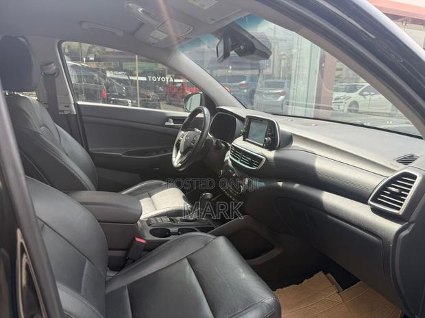 Hyundai Tucson Limited 2021 Black