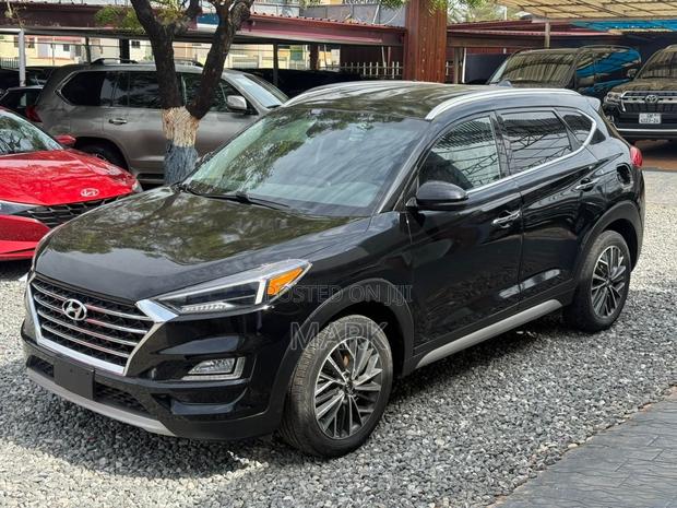 Hyundai Tucson Limited 2021 Black