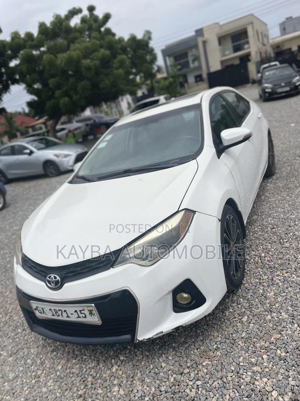 Toyota Corolla 2014 White
