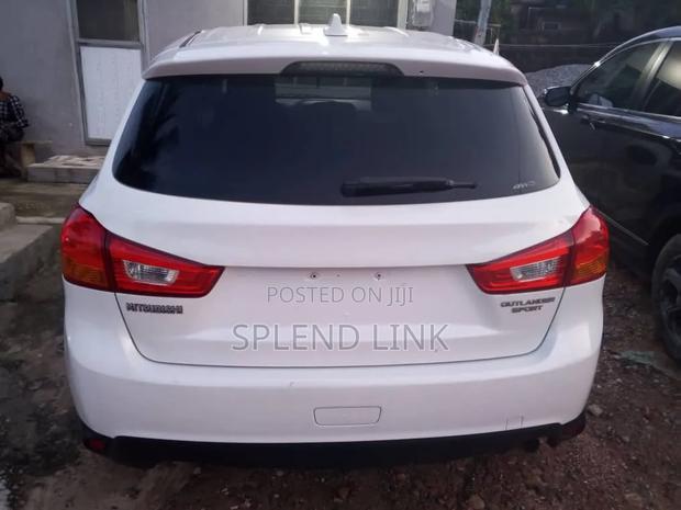 Mitsubishi Outlander 2017 White
