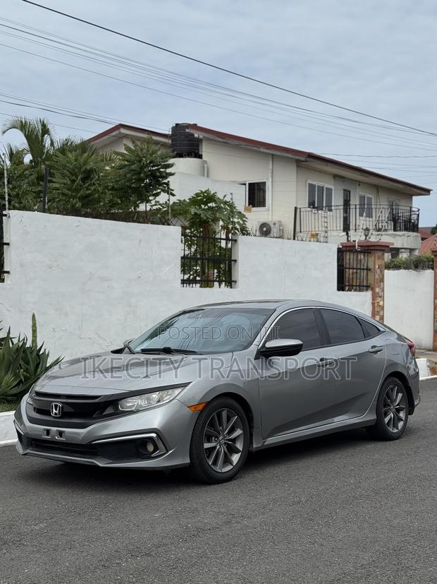 Honda Civic EX Sedan 2019 Silver