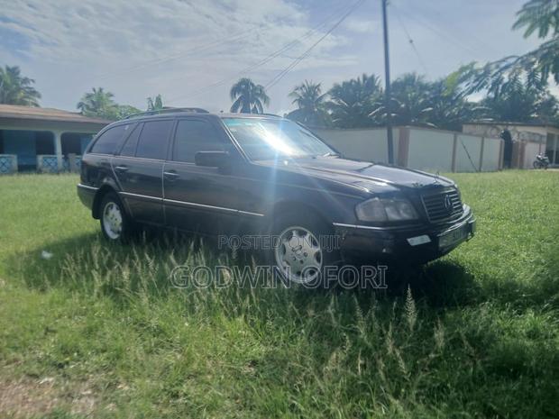 Mercedes-Benz C220 1995 Black