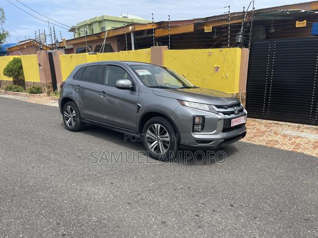 Mitsubishi Outlander Sport SE 2021 Gray