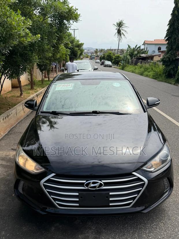 Hyundai Elantra 2018 Black