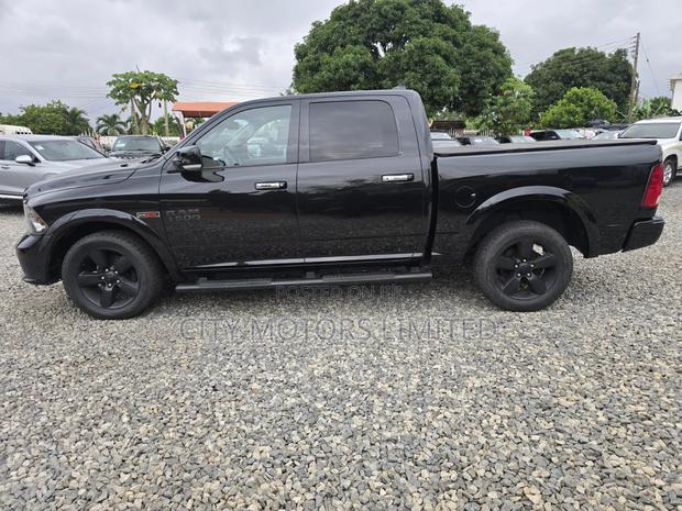 Dodge RAM 2018 Black