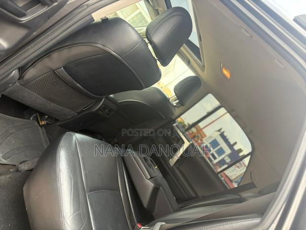 Toyota 4-Runner 2011 Gray