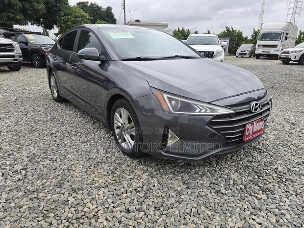 Hyundai Elantra 2020 Gray