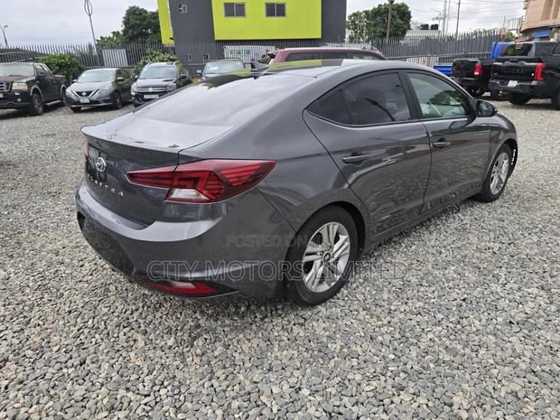 Hyundai Elantra 2020 Gray