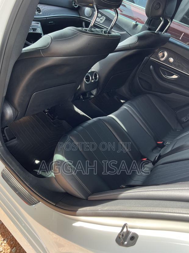 Mercedes-Benz E300 2019 White