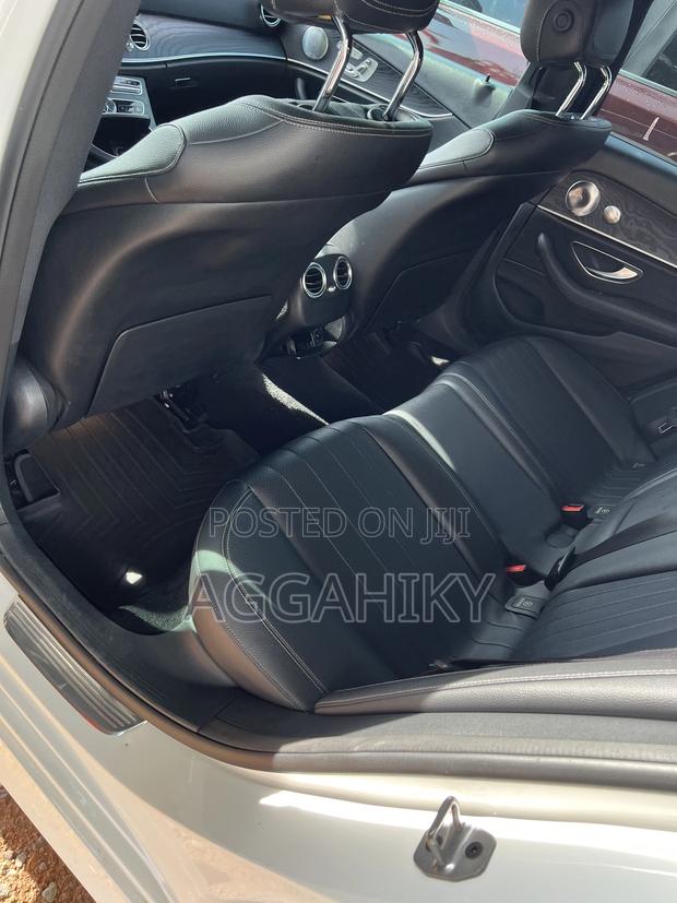 Mercedes-Benz E300 2019 White